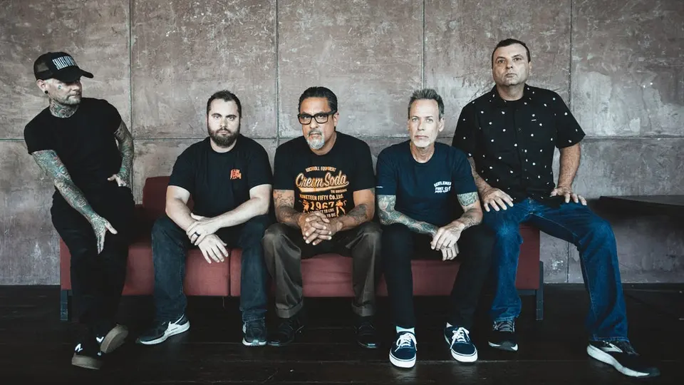Strung Out w/ A Static Lullaby event image